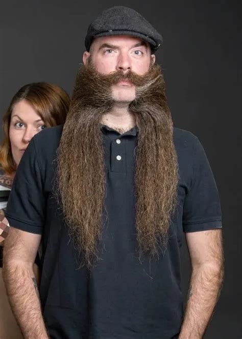 Top 10 People With The Longest Beards In The World TeamBoma