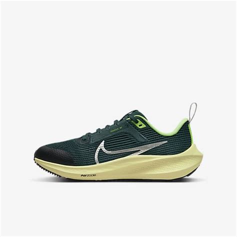 Green Pegasus Shoes. Nike AU