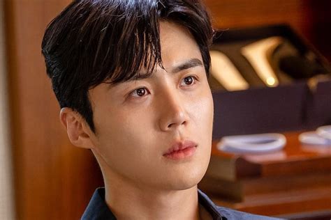 Kim Seon Ho Talks About His Character And Reason For Starring In