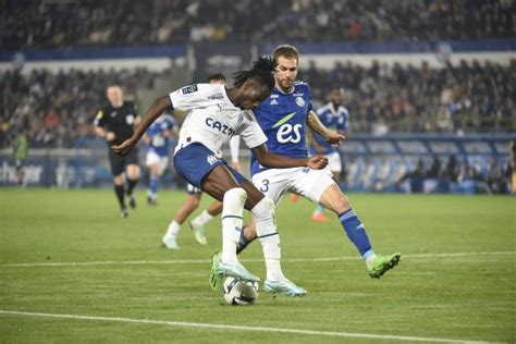 Foot Strasbourg Se Pr Sente Paris En Ligue Tr S Diminu Sur Le