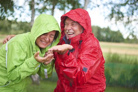 Consejos para ir de camping en época de lluvia Federación de Campings