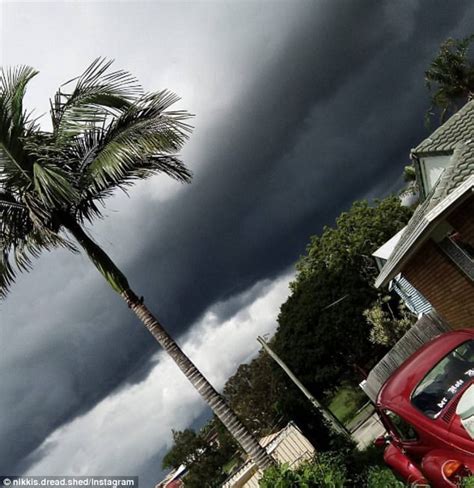 Supercell Storms To Strike Sydney And Brisbane Today Daily Mail Online