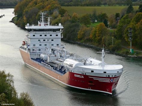 RAMELIA Vessel Photos For Wolfgang Berthel Vesseltracker