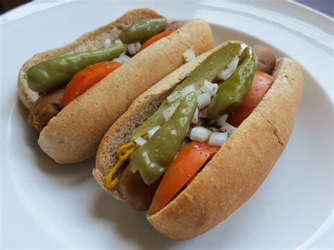 The Veracious Vegan: Chicago-Style Vegan Hot Dogs