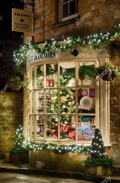 Pretty Christmas Decorated Shop Front Christmas Shop Window