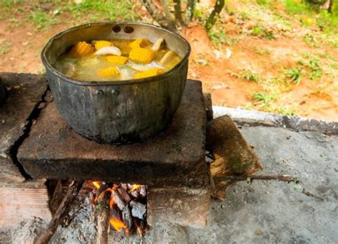 Sancocho en leña la receta tradicional que te hará sentir en casa