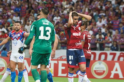 Fortaleza perde para o Cerro Porteño em casa e se complica na Pré