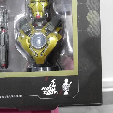 Hot Toys Iron Man Deluxe Set Of Scale Collectible Bust Series Hobbies Toys Toys