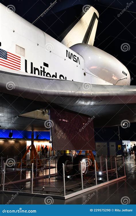 Space Shuttle Enterprise at the Intrepid Sea, Air Space Museum in New ...