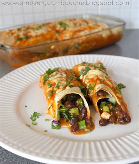 Spinach And Black Bean Enchiladas With Homemade Sauce Easy Cheesy