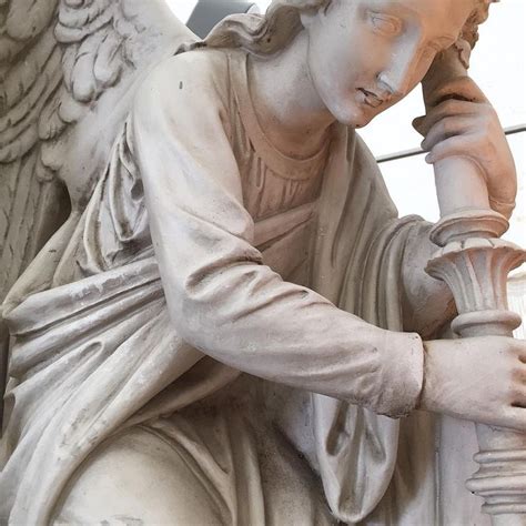 Statue of Kneeling Angel