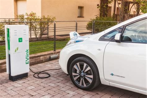 Norvegia Dal 2025 Solo Auto Elettriche