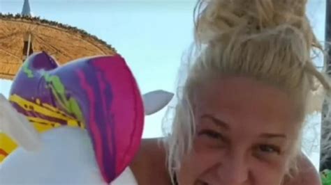 Nataša DNK se skinula u bikini Blic