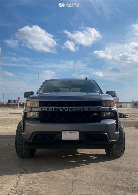 Chevrolet Silverado With X Moto Metal Mo And