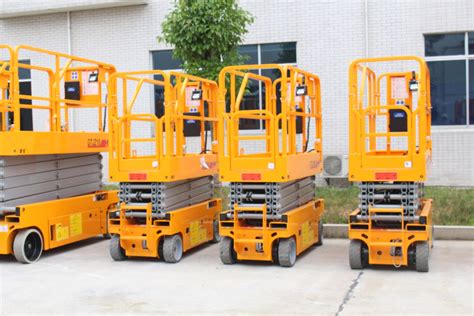 Factory Price 6m 8m 10m 12m 14m Platform Small Mini Self Propelled