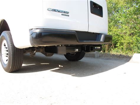 2007 Chevrolet Express Van Trailer Hitch - Reese