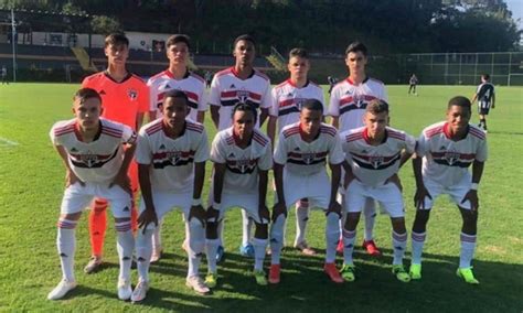 Sub 17 São Paulo Athletico e Bahia vencem clássico fica no 1 a 1 no RJ