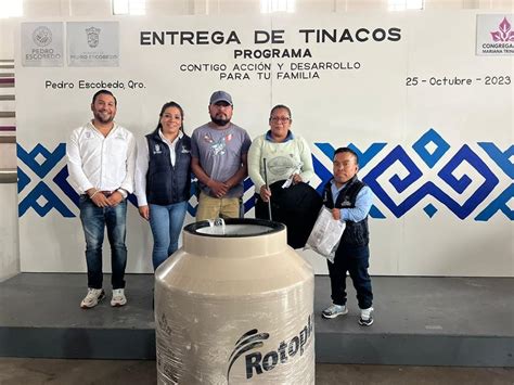 Realizan La Entrega De Tinacos A Familias De Pedro Escobedo