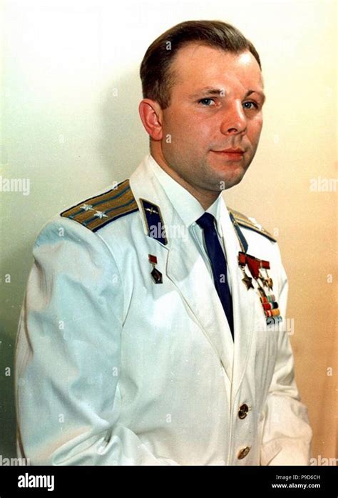 El Cosmonauta Yuri Gagarin El Primer Hombre En El Espacio