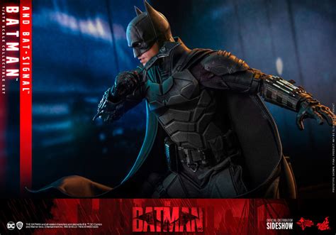 PRE ORDER DICIEMBRE 2023 HOT TOYS 1 6 THE BATMAN BATMAN DELUXE VERSION BAT SIGNAL 31
