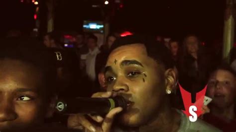 Kevin Gates Gets Personal With Fans Epic Performance In Philly Youtube