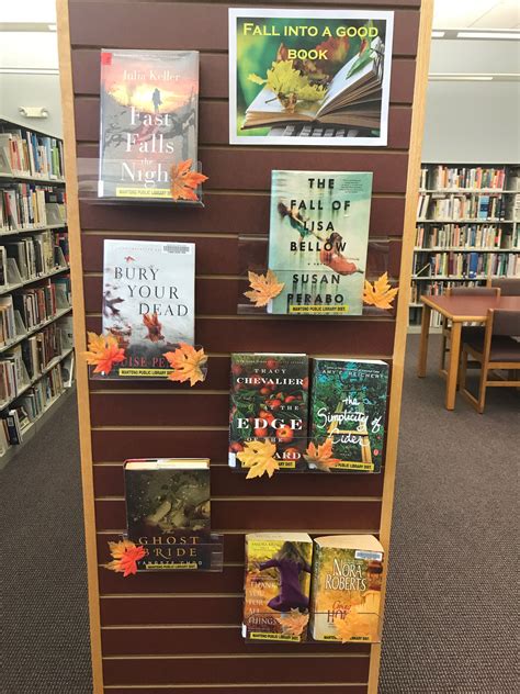 Fall Library Display End Cap Fall Library Displays Library Displays