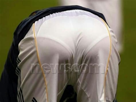 David Beckham Bares His Chest And Hot Ass Naked Male Celebrities