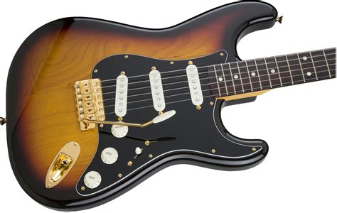 Made In Japan Traditional 60s Stratocaster® With Gold Hardware