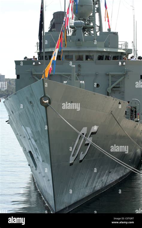 Hmas Melbourne 05 Ist Ein Adelaide Geführte Raketen Fregatte Der