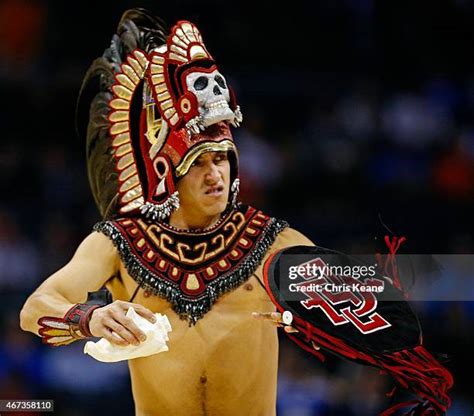 San Diego State Mascot Photos and Premium High Res Pictures - Getty Images