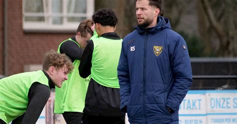 O Trainer Sleegers Neemt Na Zes Seizoenen Afscheid Van Vvv Venlo