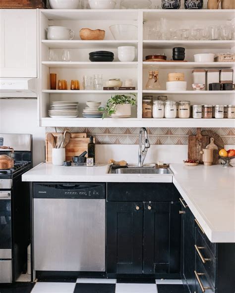 How To Remodel A Small Kitchen To Maximize Space