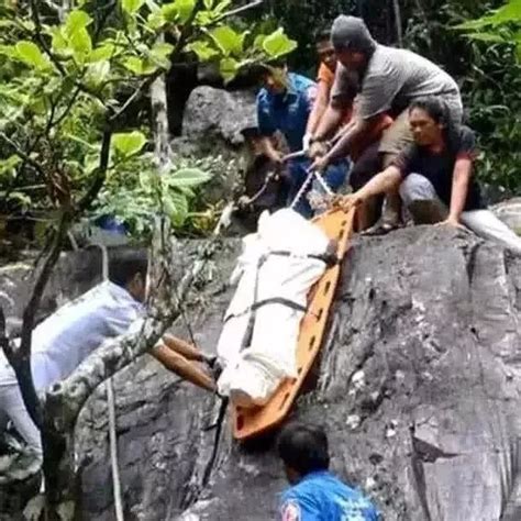 中国女游客泰国遇难，被发现时下身赤裸：别光顾着看风景，小心身边有禽兽！ 泰国 女儿 女游客 新浪新闻