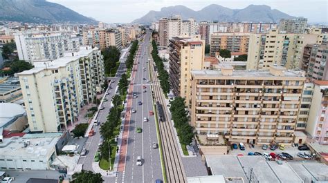 Palermo Una Rivoluzione Chiamata Tram Foto Live Sicilia