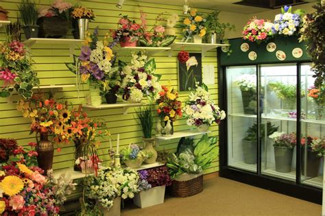 Дизайн цветочного магазина: 50 фото идей для оформления интерьера