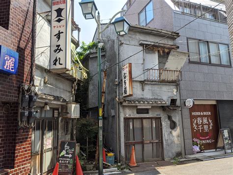 Abandoned stores at the corner, Tokyo : r/AbandonedPorn