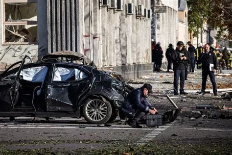 John Sweeney’s description of being in Kyiv as Russian bombs fall will ...