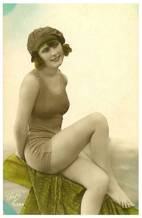 Vintage Postcard Bathing Beauty Flapper Girl In Bathing Suit Fotos