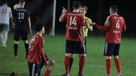 Oberliga Niederrhein FC Kleve Holt Punkt Nach 0 2 Gegen TVD Velbert FuPa