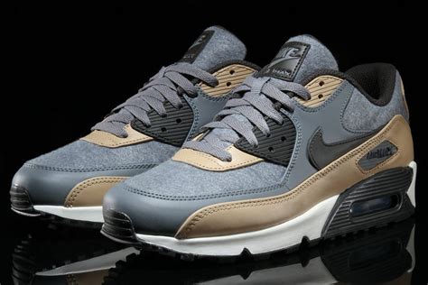 The Nike Air Max 90 Gets Ready For Fall Winter In Premium Wool And Leather