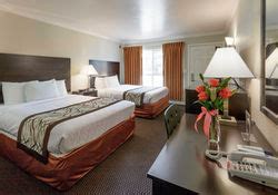 Thunderbird Lodge | best hotels in redding ca | 1350 Pine Street ...