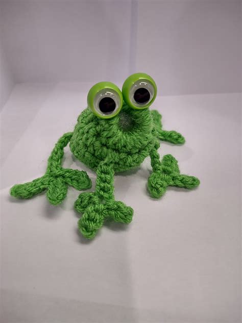 Ravelry Googly Eye Frog Pattern By Tara Womack