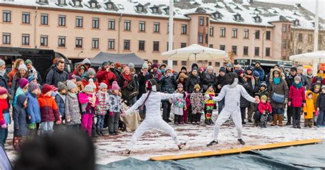 Heidelberg Besucher Beim Neujahrsfest In Der S Dstadt Rnf De