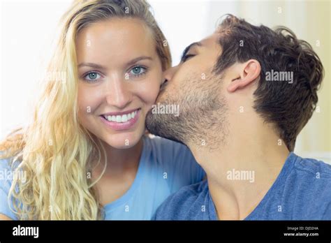 Jeune Homme Blonde Banque De Photographies Et Dimages Haute R Solution Alamy