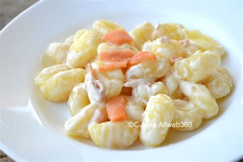 Gli Gnocchi Al Salmone Affumicato E Panna Sono Un Primo Piatto