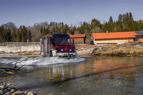 Mercedes Benz Unimog U 5023 Na Wystawie Demopark 2023 Sprawdzony