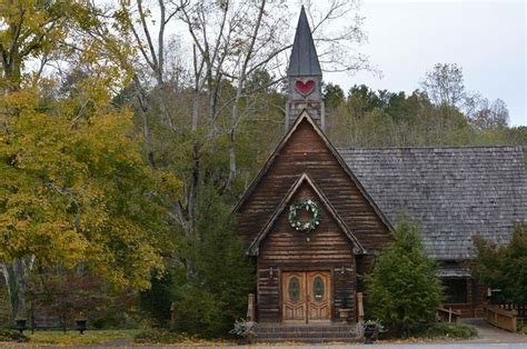 Country Church In Tennessee I Think This Is In Townsend Tn A Wedding