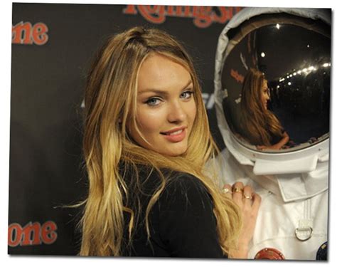 Fofura Candice Swanepoel Divide Foto De Quando Era Beb Celebridades