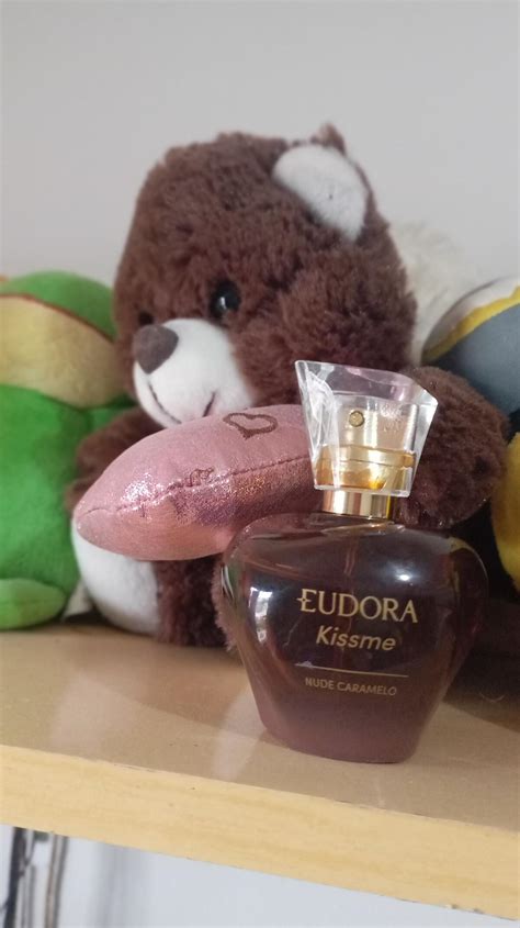 Kiss Me Nude Caramelo Eudora аромат аромат для женщин