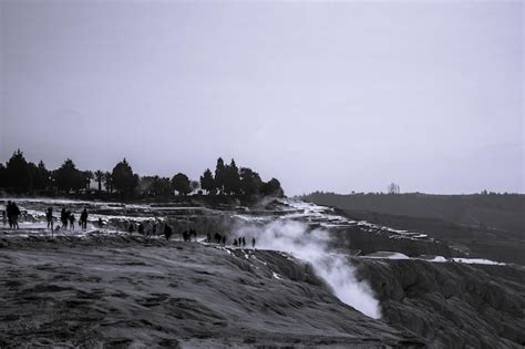 Schwarze Und Wei E Nat Rliche Travertin Pools In Pamukkale Pamukkale